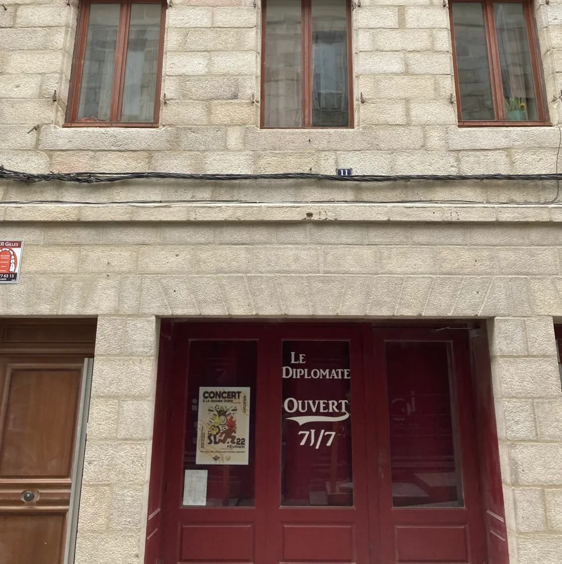 Lannion — Façade — après